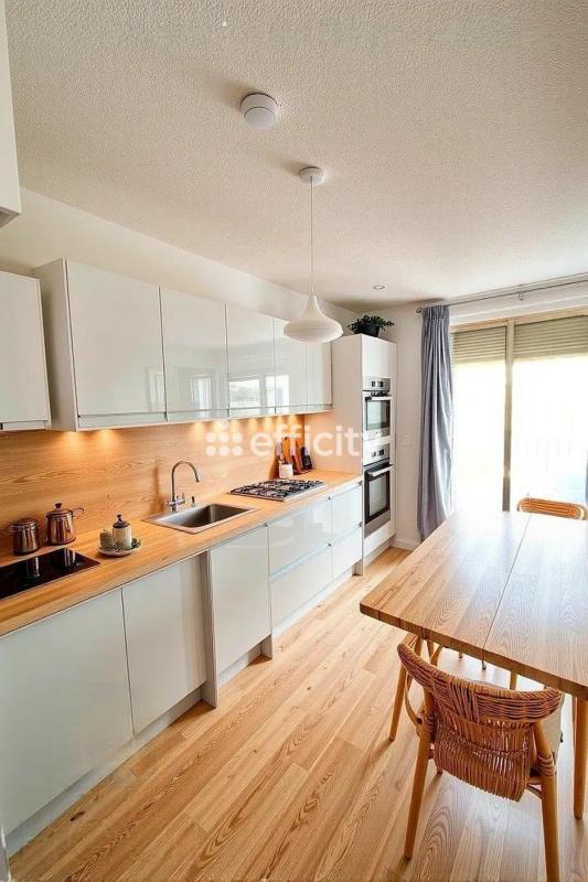 Appartement - 82 m² - 3 pièces