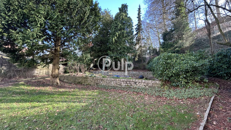 Maison - 227 m² - 6 pièces