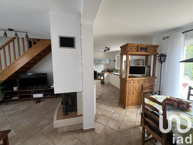 Maison - 95 m² - 5 pièces