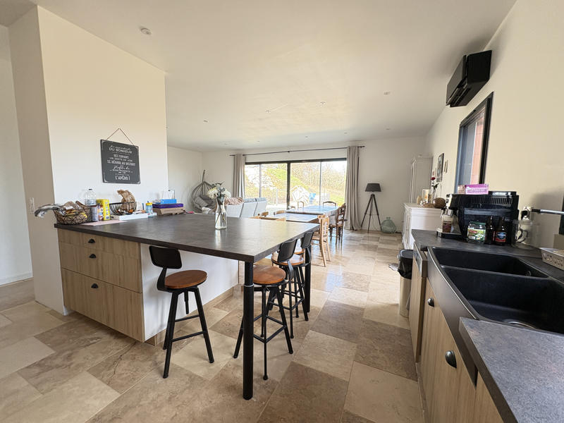 Maison - 164 m² - 8 pièces