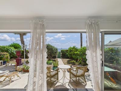 Appartement - 160 m² - 4 pièces