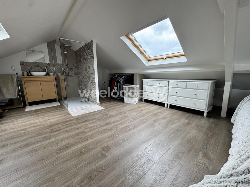 Maison - 75 m² - 5 pièces