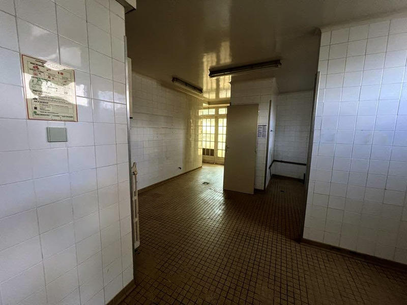 Maison - 377 m² - 12 pièces