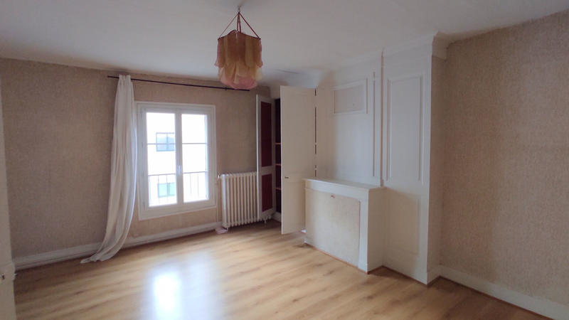 Maison - 196 m² - 7 pièces