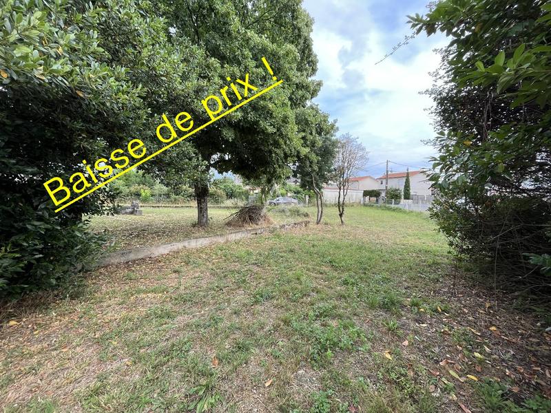 Terrain constructible - 955 m²