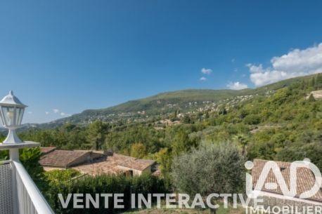 Maison - 240 m² - 5 pièces