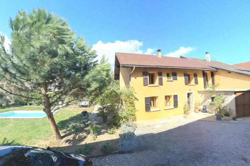 Maison - 120 m² - 4 pièces