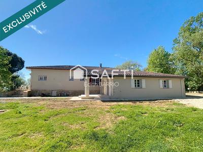 Maison - 195 m² - 6 pièces