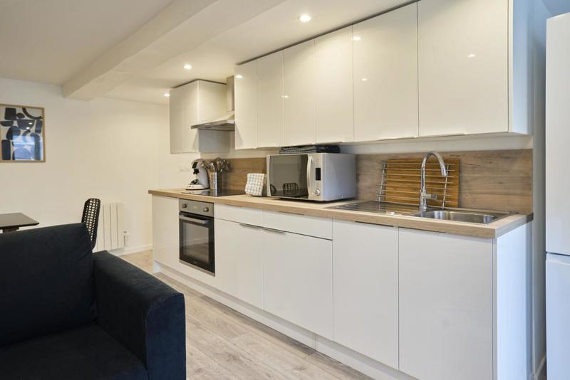 Appartement - 99 m² - 6 pièces