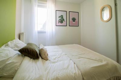 Chambre - 10 m² - 4 pièces