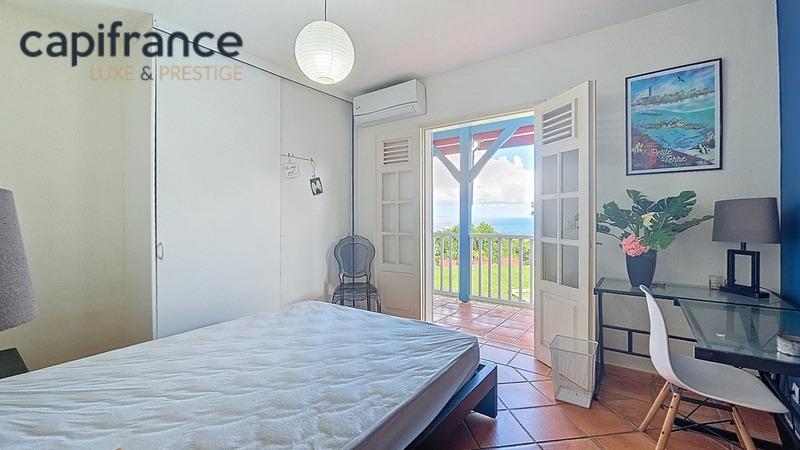 Villa - 215 m² - 8 pièces