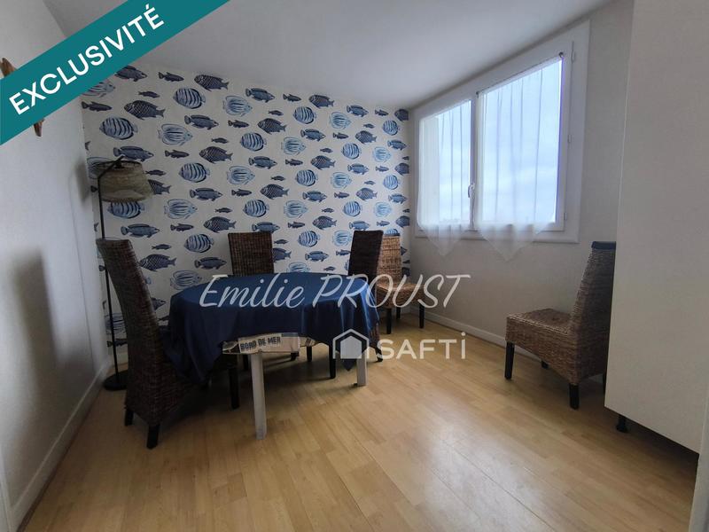 Appartement - 90 m² - 5 pièces