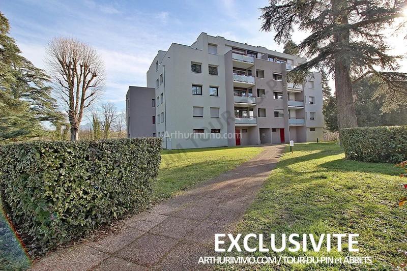 Appartement - 80 m² - 4 pièces