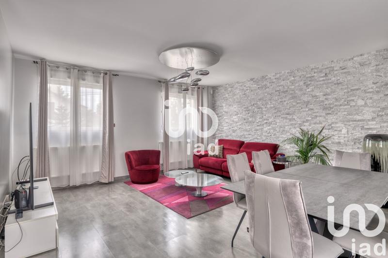 Maison - 98 m² - 4 pièces