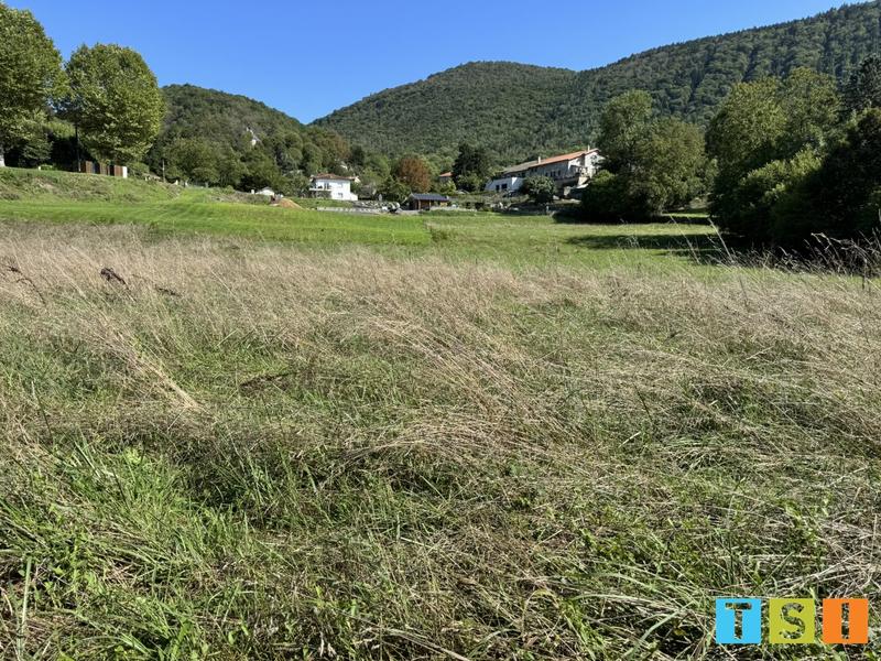 Terrain constructible - 5 125 m²