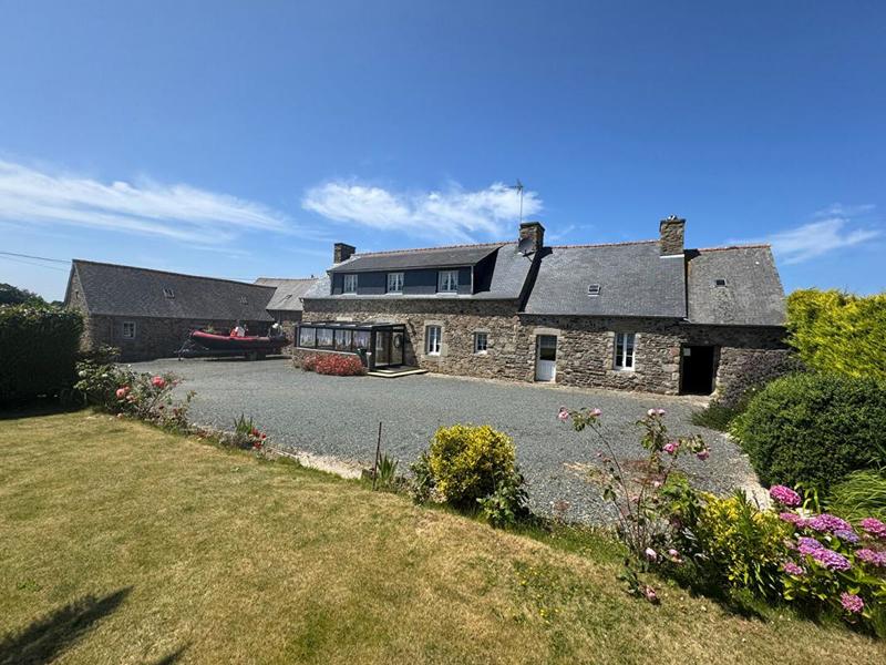 Corps de ferme - 122 m² - 6 pièces