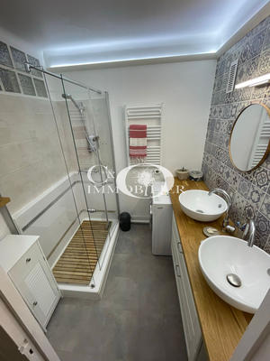 Appartement - 70 m² - 4 pièces