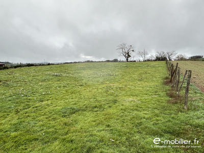 Maison - 143 m² - 1 pièce