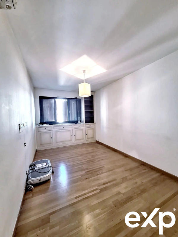 Appartement - 91 m² - 4 pièces