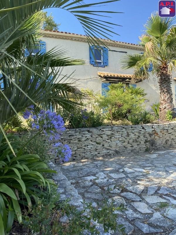 Maison - 195 m² - 7 pièces