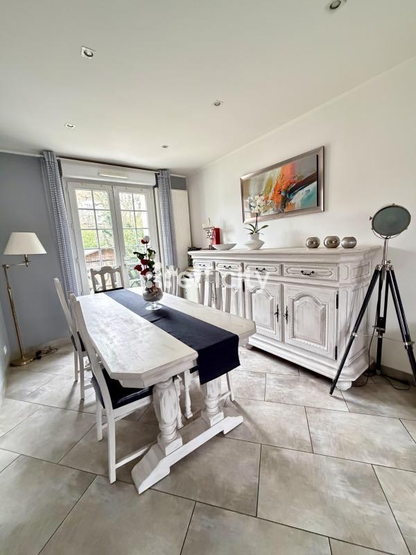 Maison - 160 m² - 7 pièces