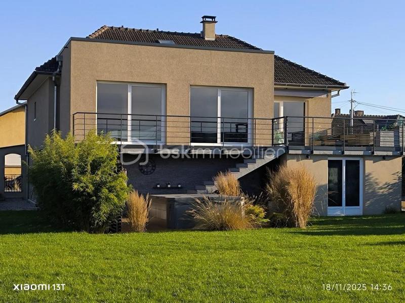 Maison - 135 m² - 5 pièces