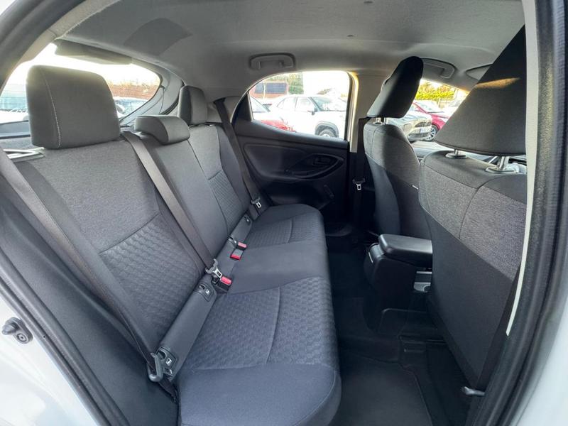 Toyota Yaris IV Hybrid 116h - Bv E-Cvt (My22) Dynamic Business Pro