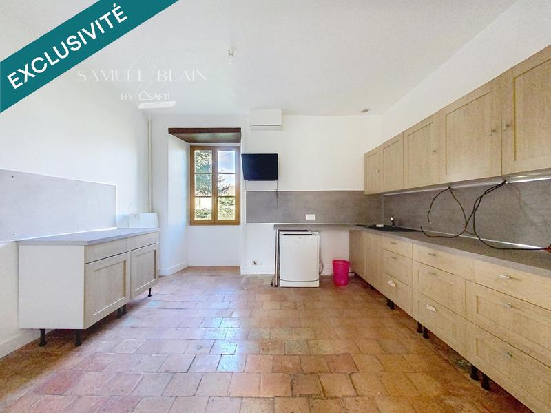 Maison - 135 m² - 5 pièces