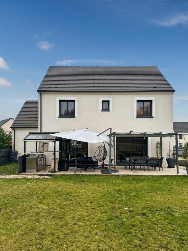 Maison - 143 m² - 5 pièces