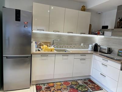 Appartement - 87 m² - 3 pièces