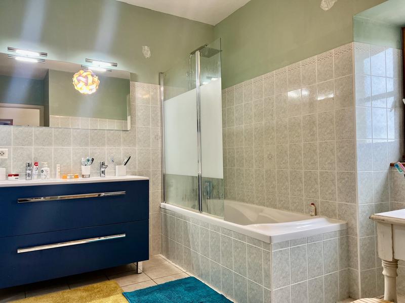 Maison ancienne - 187 m² - 6 pièces