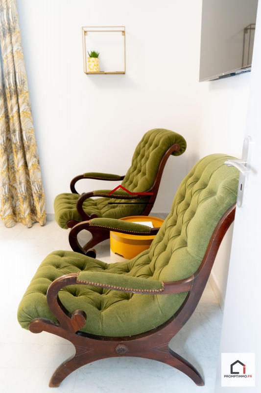 Maison - 520 m² - 8 pièces