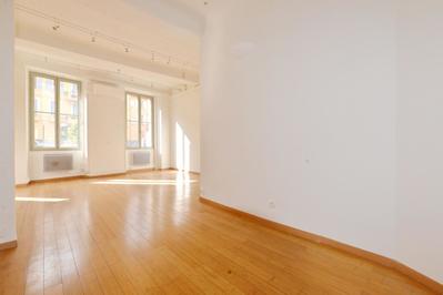 Appartement - 86 m² - 4 pièces