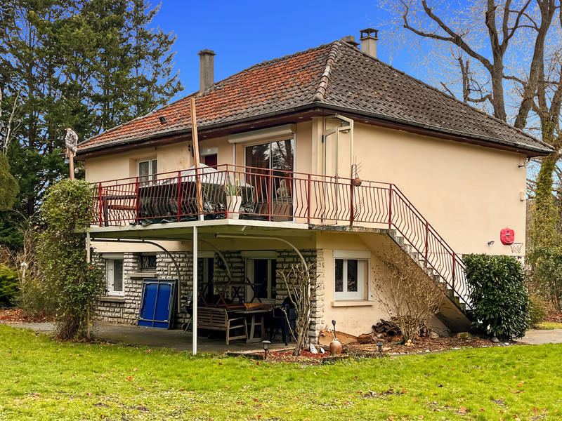 Maison - 102 m² - 5 pièces