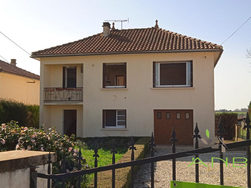 Maison traditionnelle - 66 m² - 4 pièces