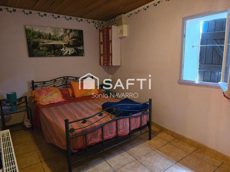 Maison - 180 m² - 8 pièces