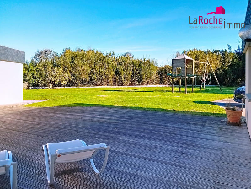 Maison contemporaine - 190 m² - 8 pièces