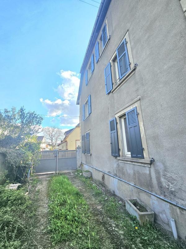 Maison - 167 m² - 9 pièces