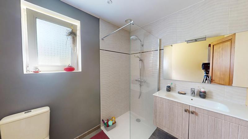 Maison - 212 m² - 8 pièces