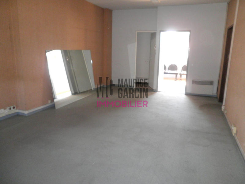 Bureau - 128 m² - 6 pièces