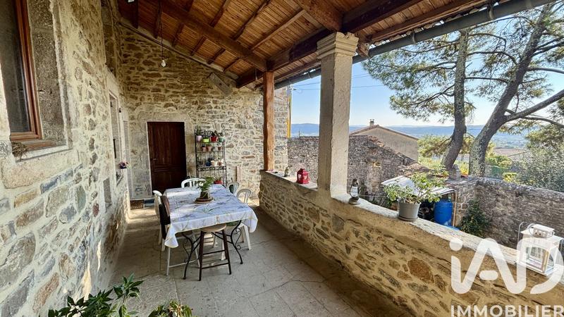 Maison - 110 m² - 8 pièces