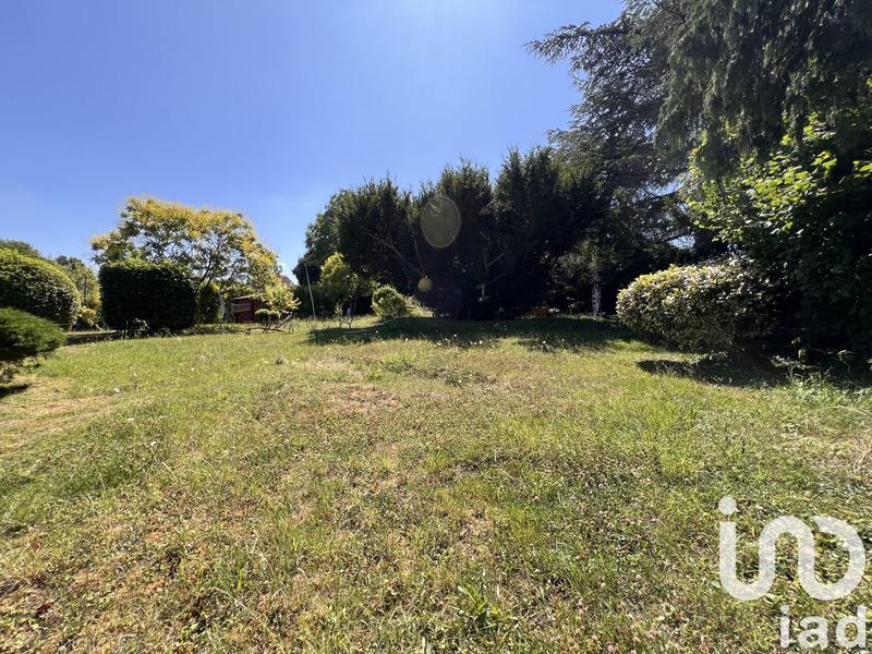 Maison - 214 m² - 8 pièces