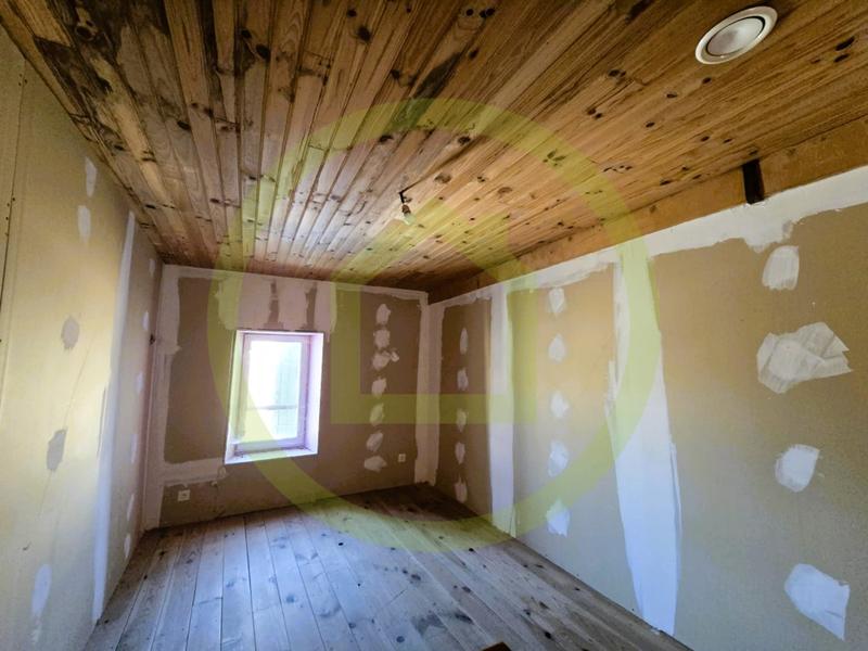 Maison - 170 m² - 6 pièces