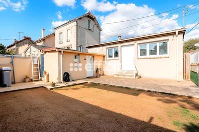 Maison - 75 m² - 3 pièces