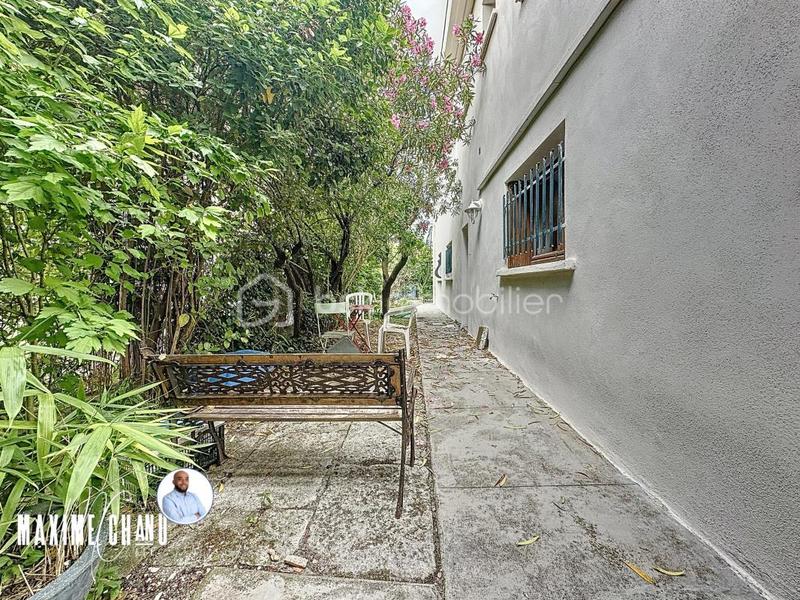 Pavillon - 191 m² - 8 pièces