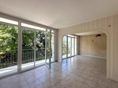 Appartement - 68 m² - 2 pièces