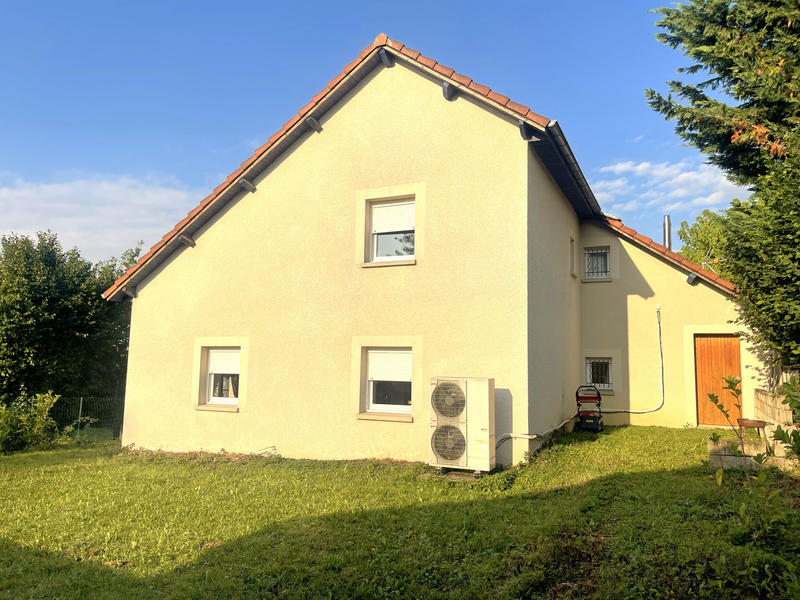 Maison - 115 m² - 6 pièces