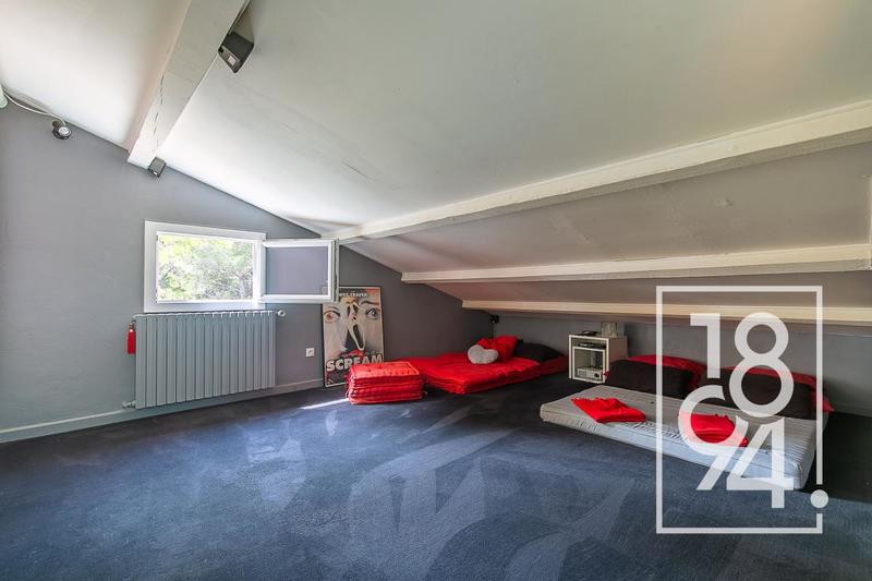 Maison - 160 m² - 7 pièces