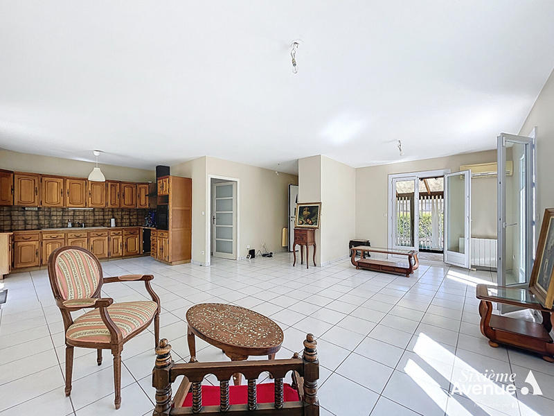 Maison - 100 m² - 6 pièces