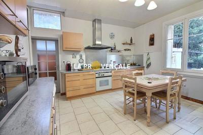 Maison - 132 m² - 5 pièces